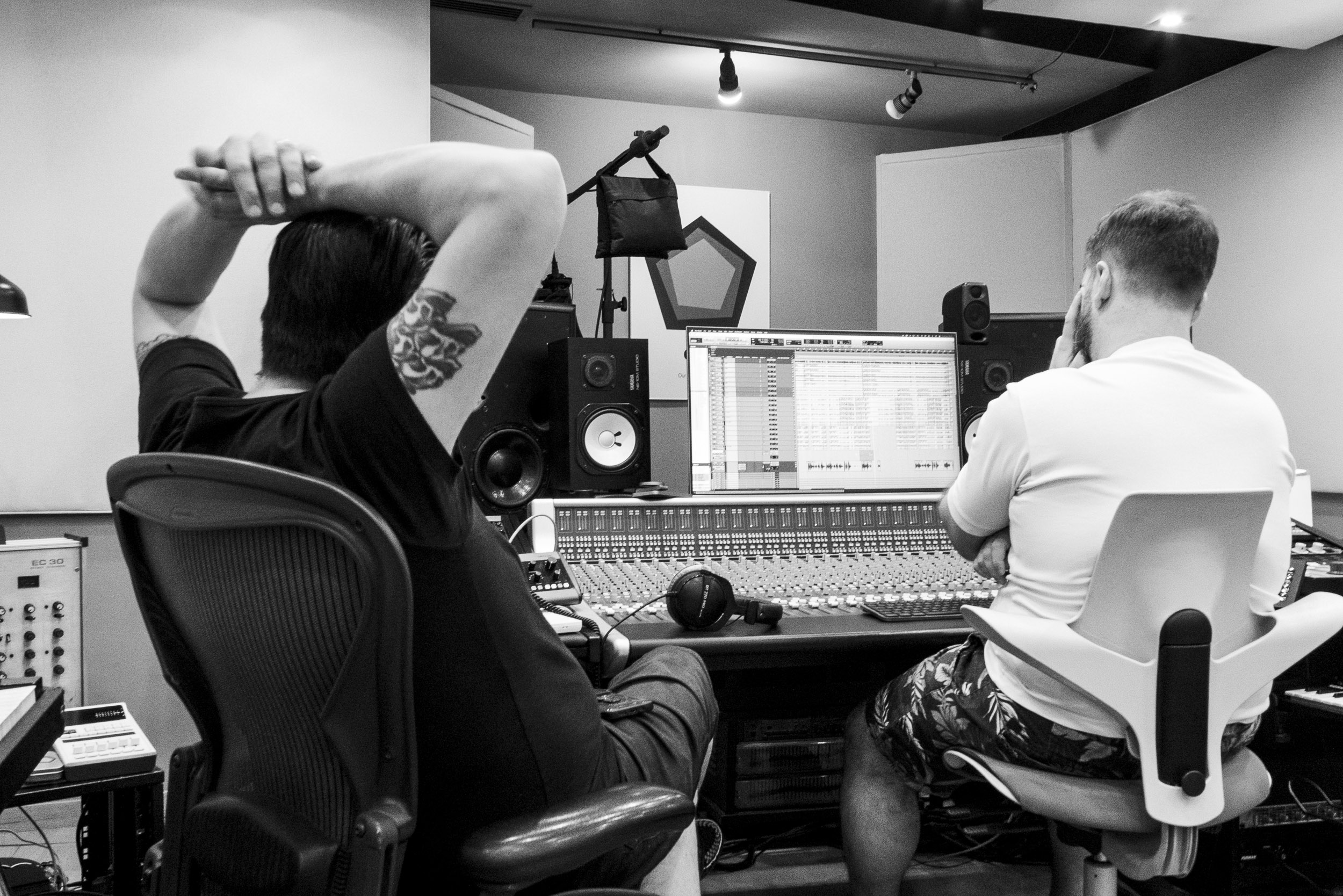 2026-06-22a25 – Barcelona Big Blues Band al BeatGarden Studios